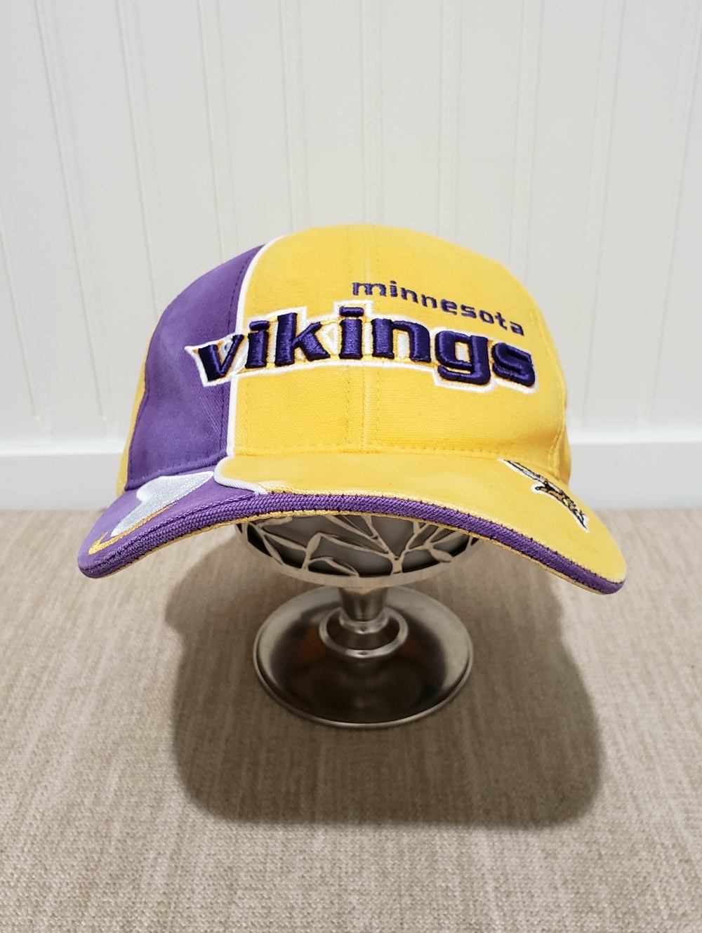 Vtg. MINNESOTA VIKINGS Reebok Pro Line Adjustable Cap (OSFA) Yellow/Purple